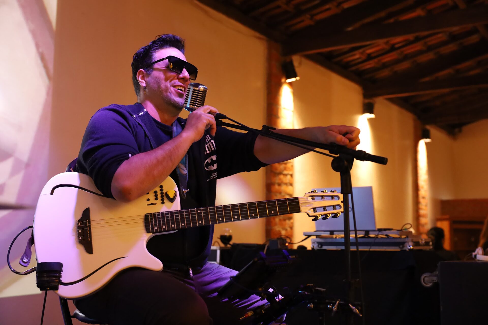 Música ao vivo durante o jantar